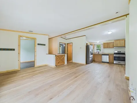 17 Village View Lane Whitefield ME 04353