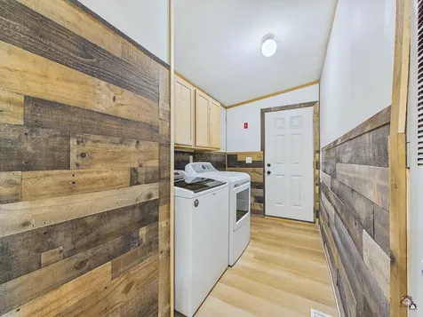 17 Village View Lane Whitefield ME 04353