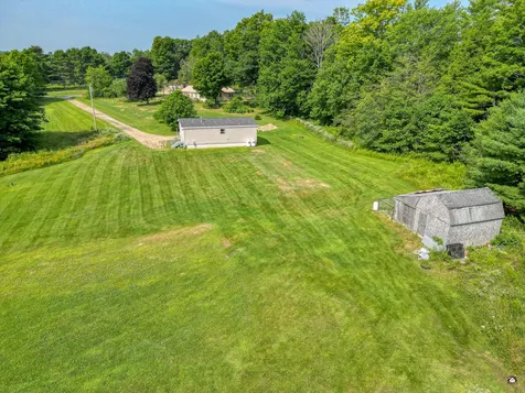 17 Village View Lane Whitefield ME 04353