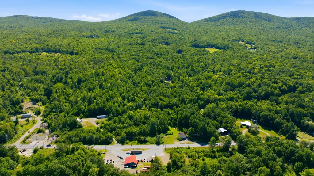 29 Griffin Mountain Road New Vineyard ME 04956