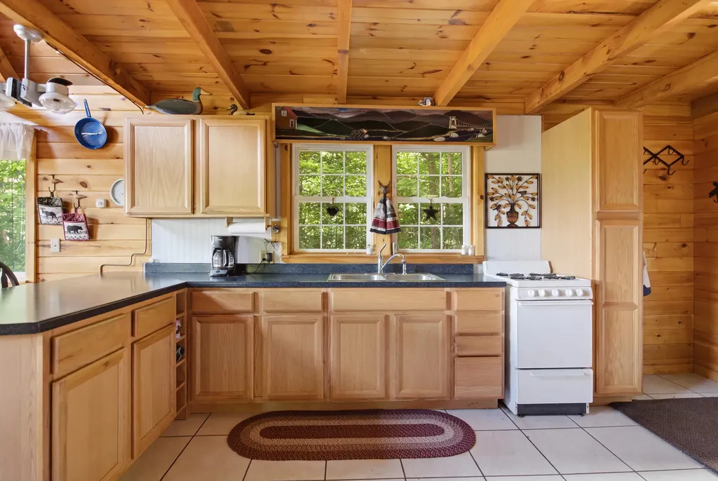 29 Griffin Mountain Road New Vineyard ME 04956