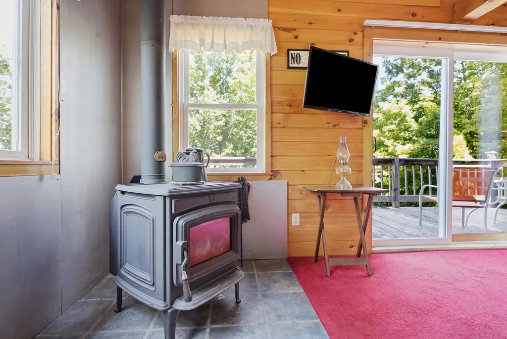 29 Griffin Mountain Road New Vineyard ME 04956