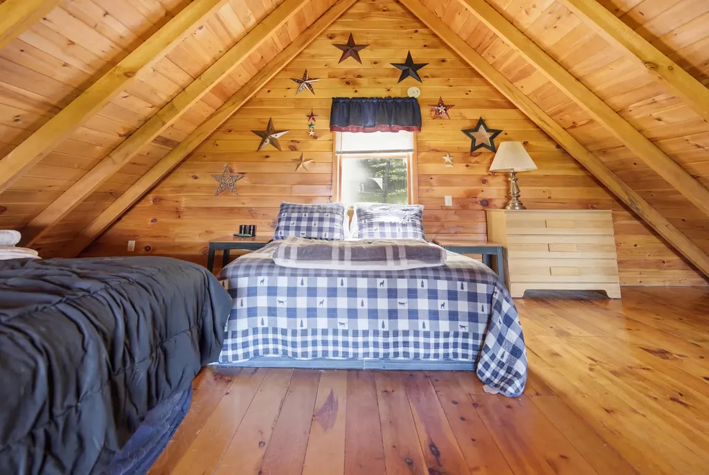 29 Griffin Mountain Road New Vineyard ME 04956