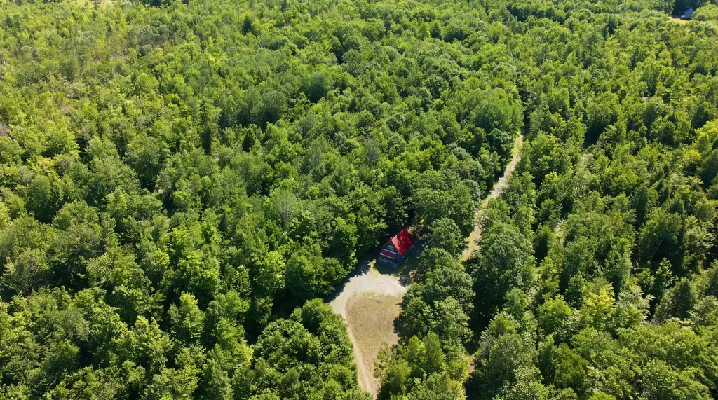 29 Griffin Mountain Road New Vineyard ME 04956