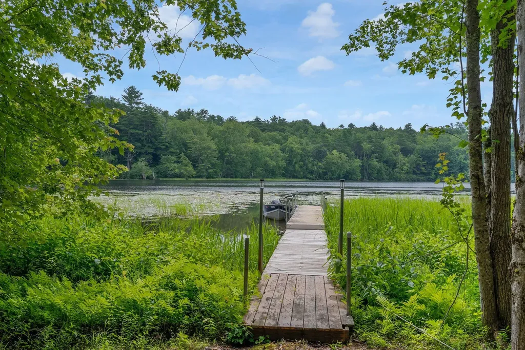 52 Cain Lane West Gardiner ME 04345