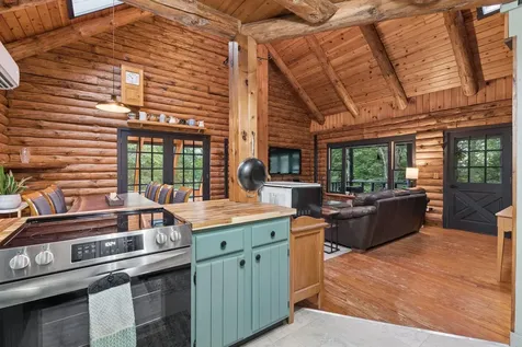 52 Cain Lane West Gardiner ME 04345