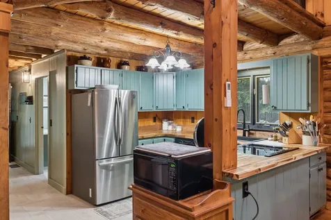 52 Cain Lane West Gardiner ME 04345