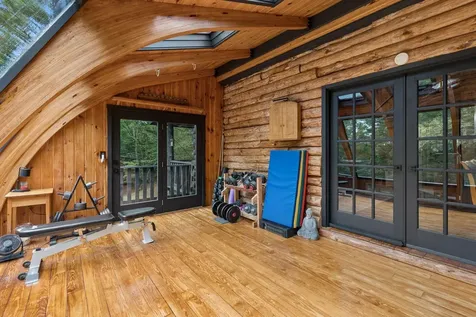 52 Cain Lane West Gardiner ME 04345