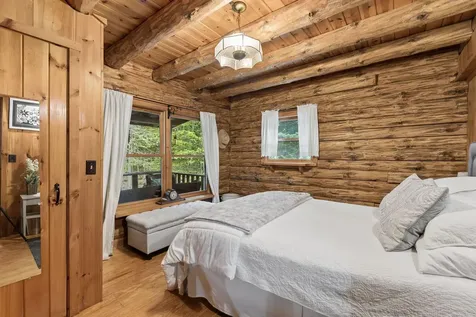 52 Cain Lane West Gardiner ME 04345