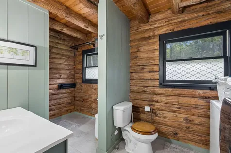 52 Cain Lane West Gardiner ME 04345