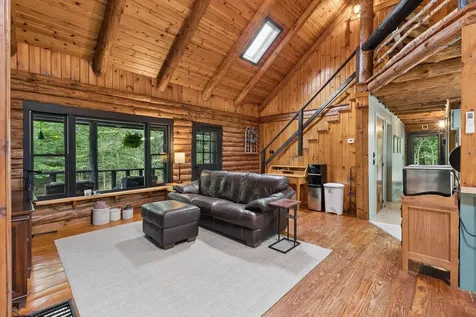 52 Cain Lane West Gardiner ME 04345