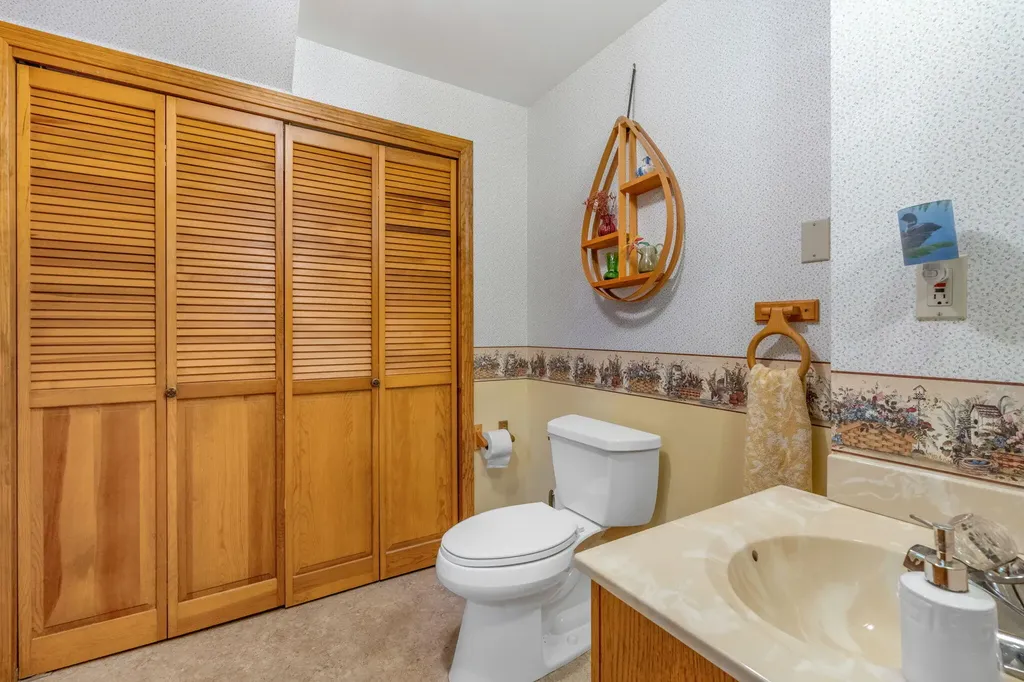 177 & 175 Kitchen Hill Road Newport ME 04953