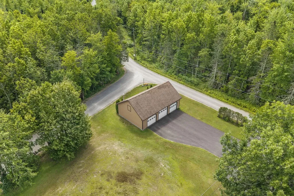 177 & 175 Kitchen Hill Road Newport ME 04953