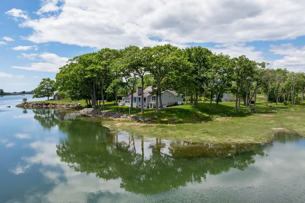 8 Wiley Way Scarborough ME 04074