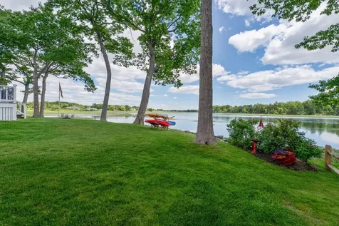 8 Wiley Way Scarborough ME 04074