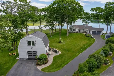 8 Wiley Way Scarborough ME 04074