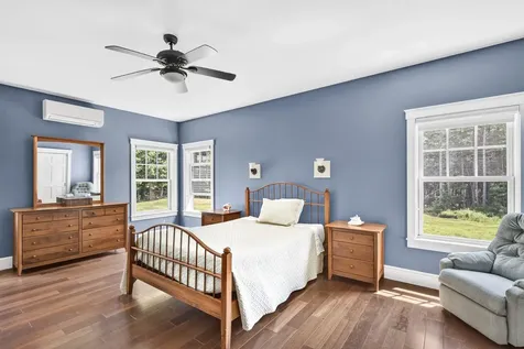 41 Jamesey Court Bristol ME 04554