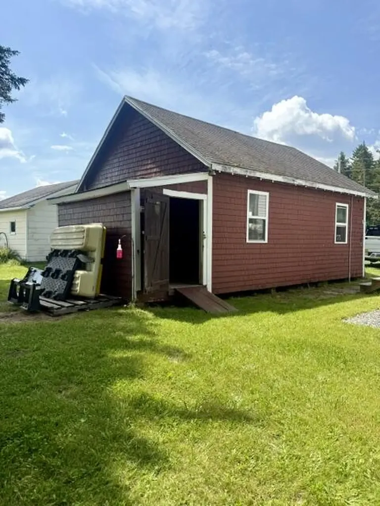 655 Main Street Saint Agatha ME 04772