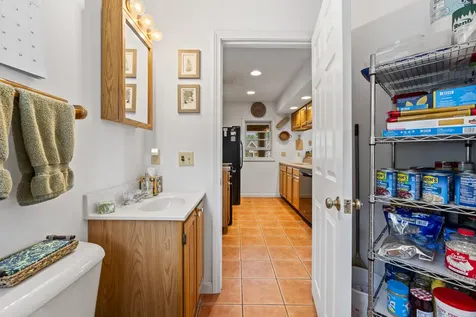 14 Lancelot Road Naples ME 04055