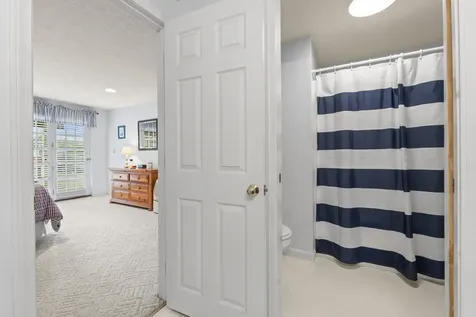 14 Lancelot Road Naples ME 04055