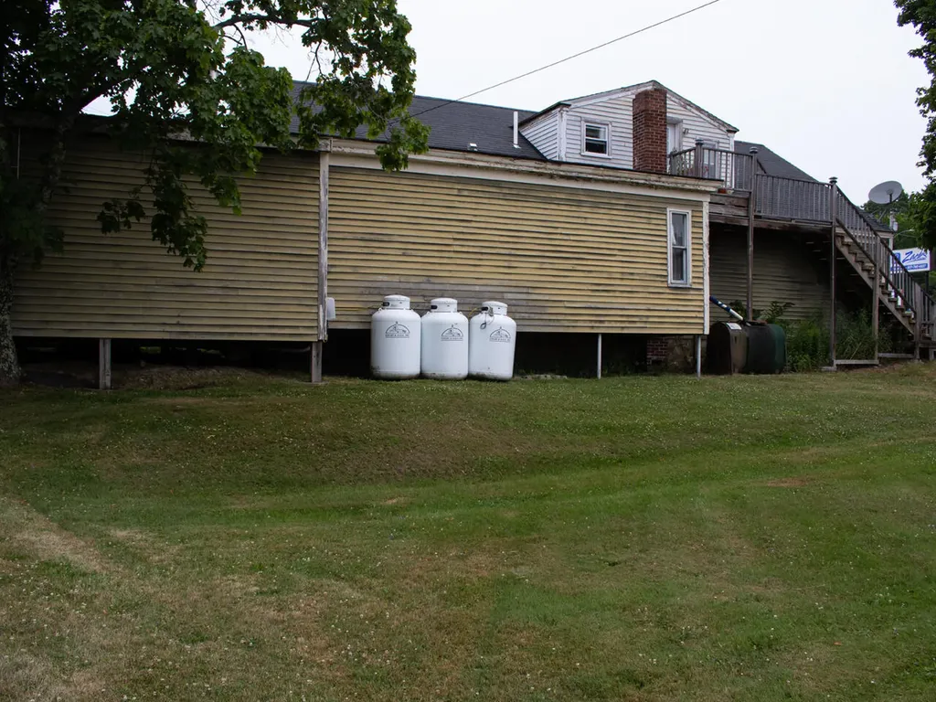 1587 Atlantic Highway Waldoboro ME 04572