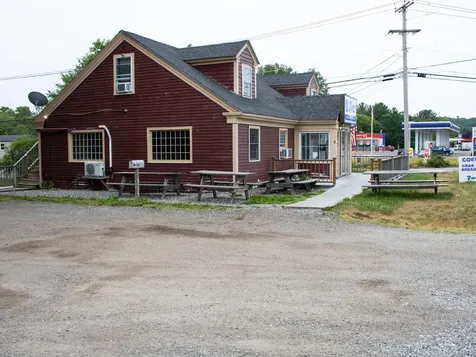 1587 Atlantic Highway Waldoboro ME 04572