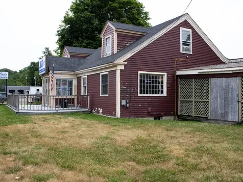 1587 Atlantic Highway Waldoboro ME 04572