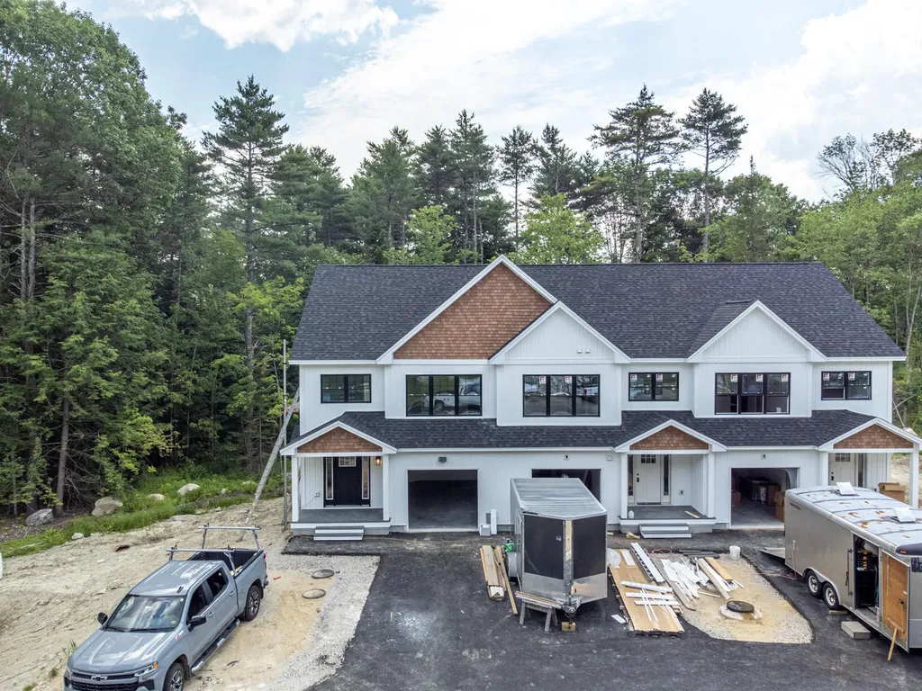 14A Coppice Grove Drive Gray ME 04039
