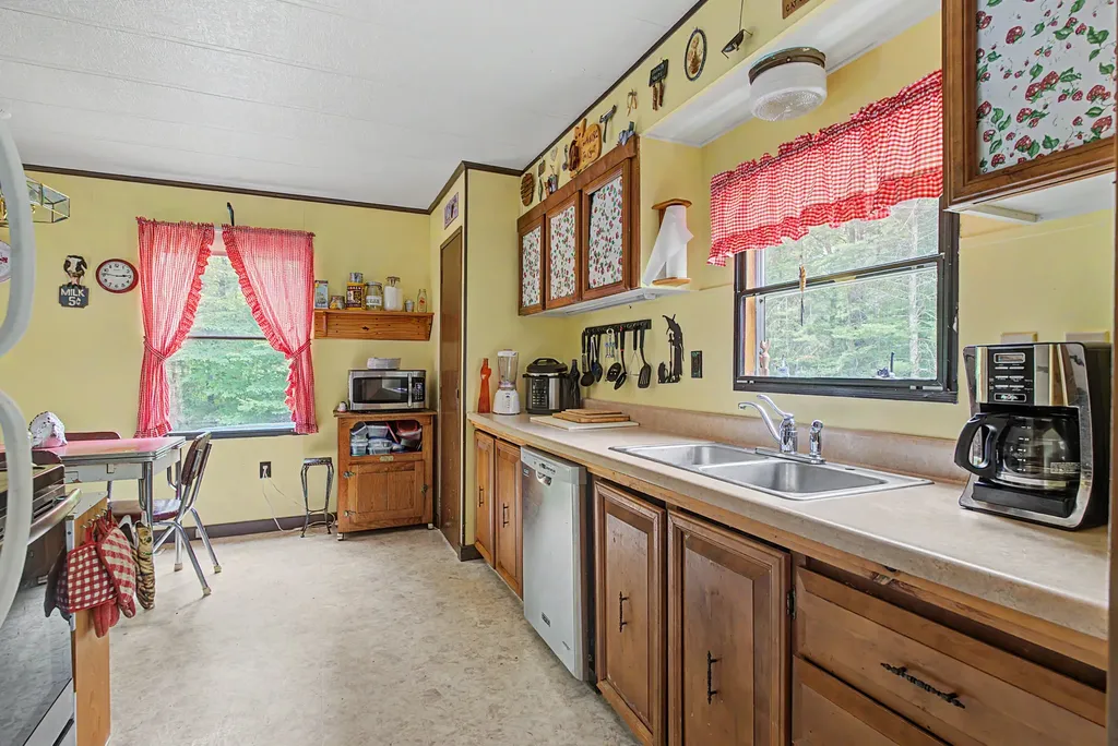 29 Haley Town Road Fryeburg ME 04037