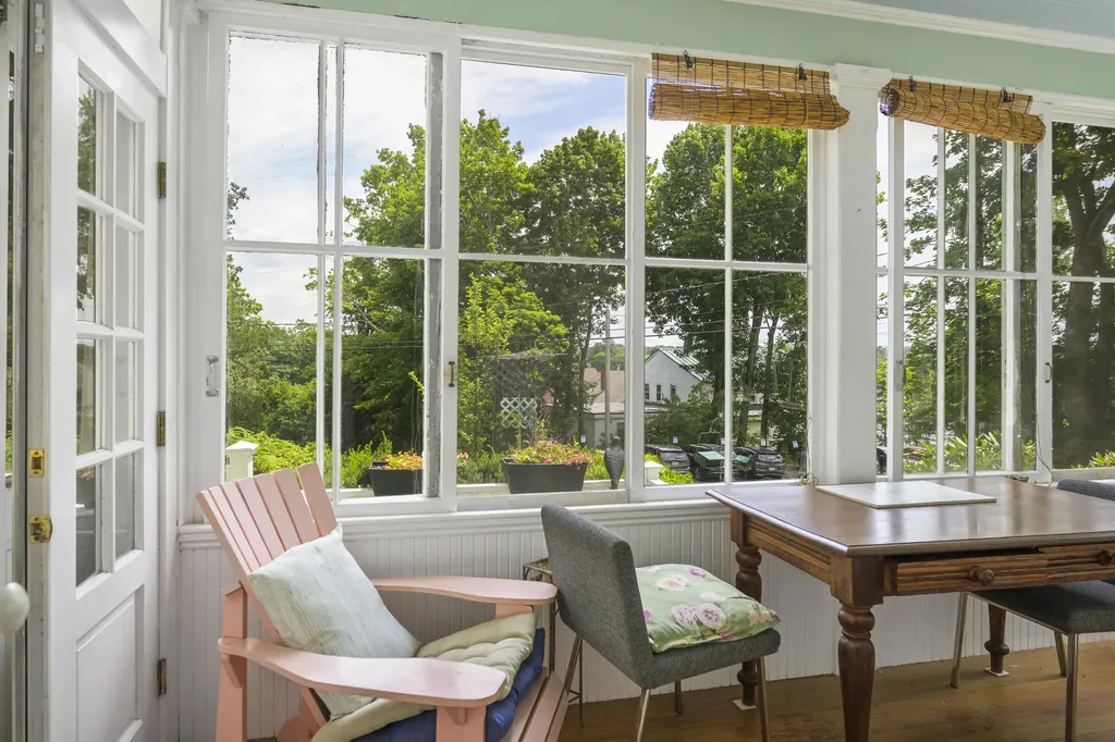 6 Glidden Street Newcastle ME 04553