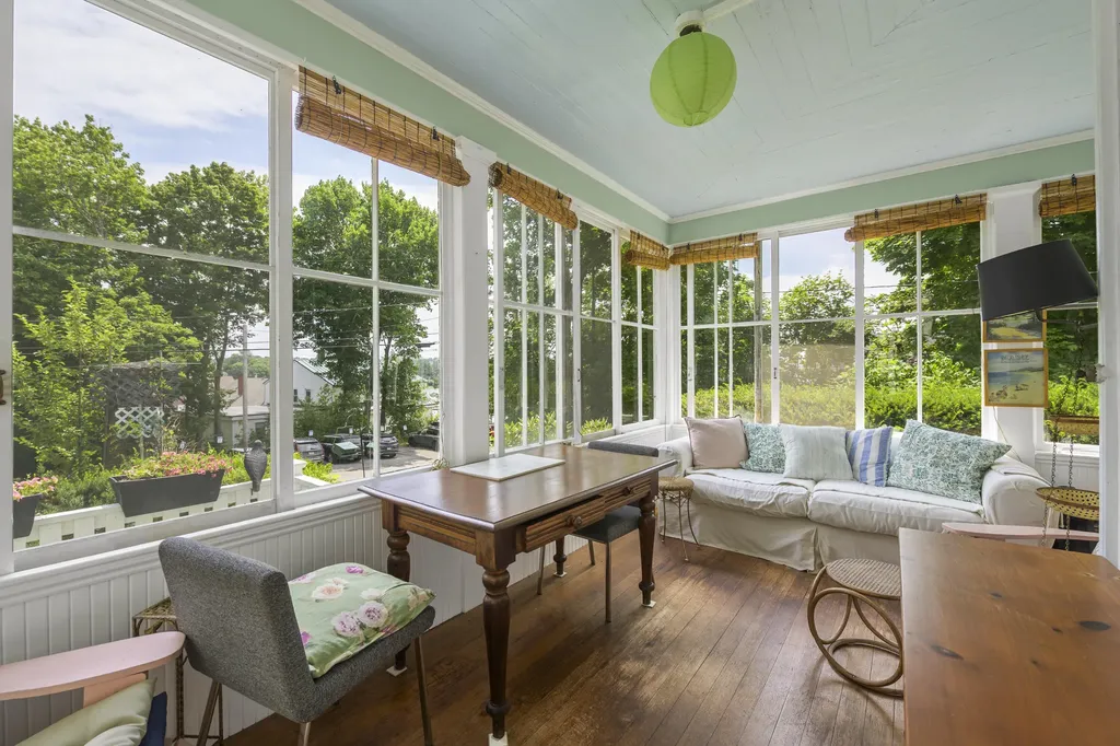 6 Glidden Street Newcastle ME 04553