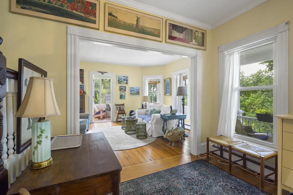 6 Glidden Street Newcastle ME 04553
