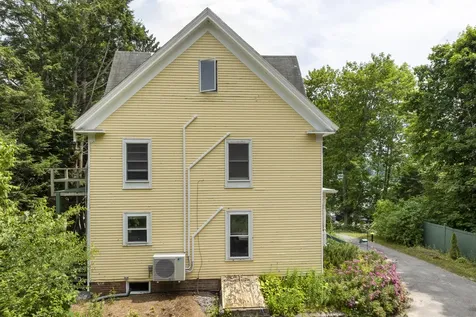 6 Glidden Street Newcastle ME 04553