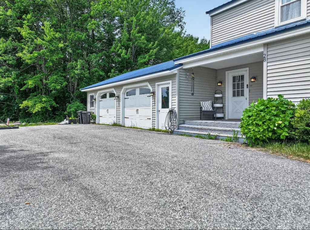 28 Park Street Lisbon ME 04250