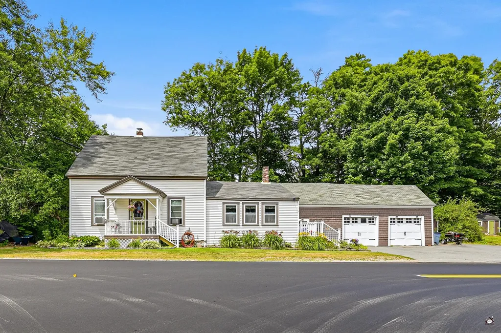 840 Oakland Road Belgrade ME 04917
