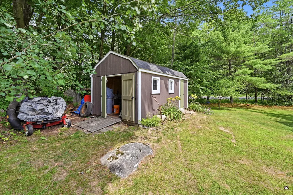 840 Oakland Road Belgrade ME 04917