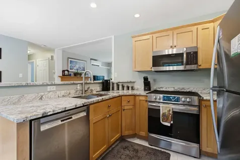 9 Poplar Street Old Orchard Beach ME 04064