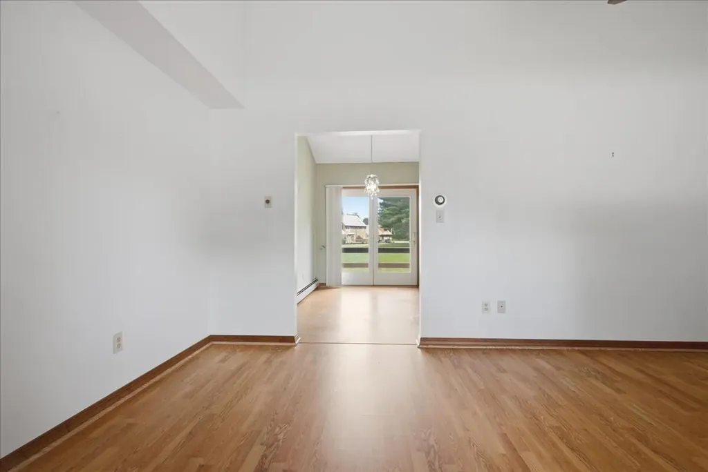 56 Old Carriage Road Auburn ME 04210
