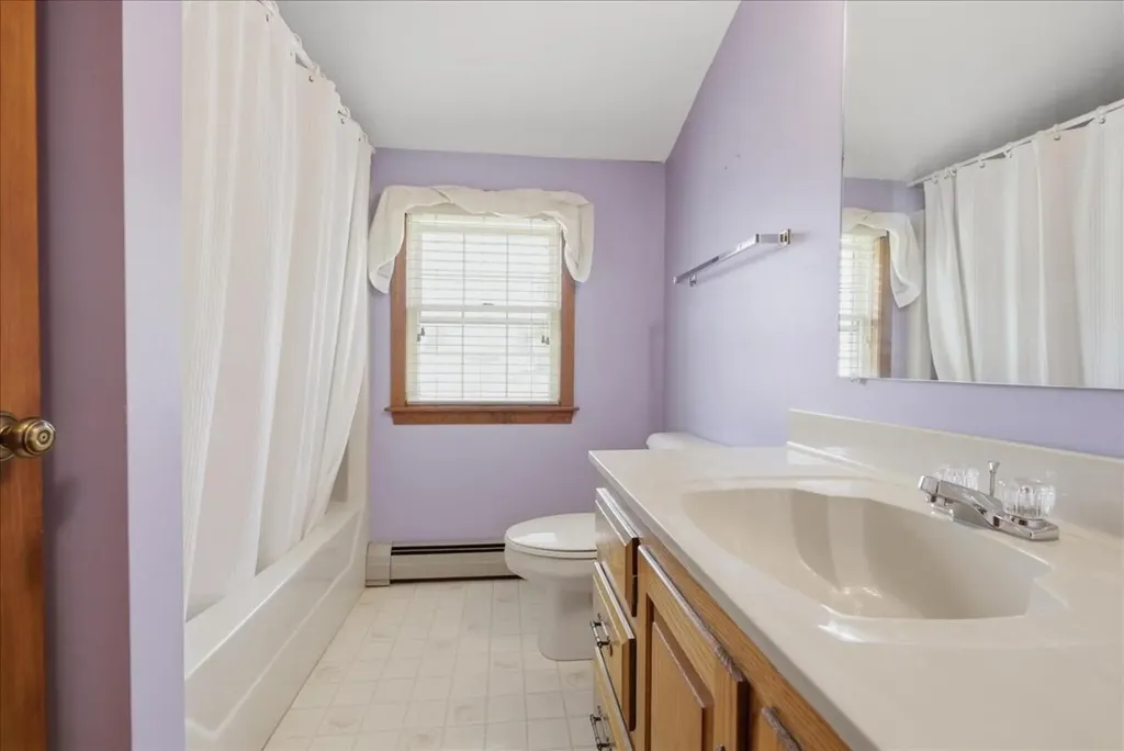 56 Old Carriage Road Auburn ME 04210