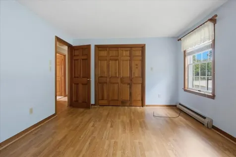 56 Old Carriage Road Auburn ME 04210