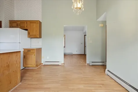 56 Old Carriage Road Auburn ME 04210