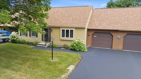 56 Old Carriage Road Auburn ME 04210