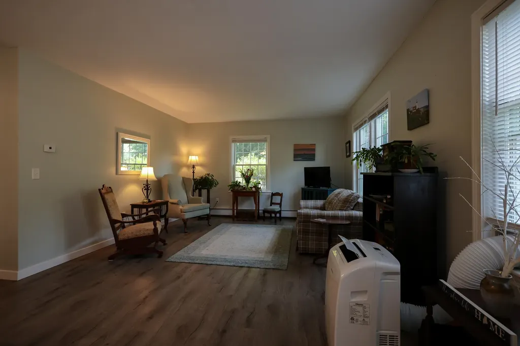 17 Clearview Drive Scarborough ME 04074