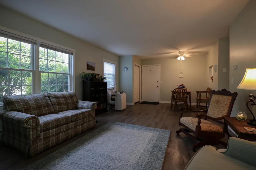 17 Clearview Drive Scarborough ME 04074