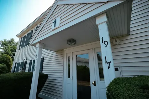 17 Clearview Drive Scarborough ME 04074