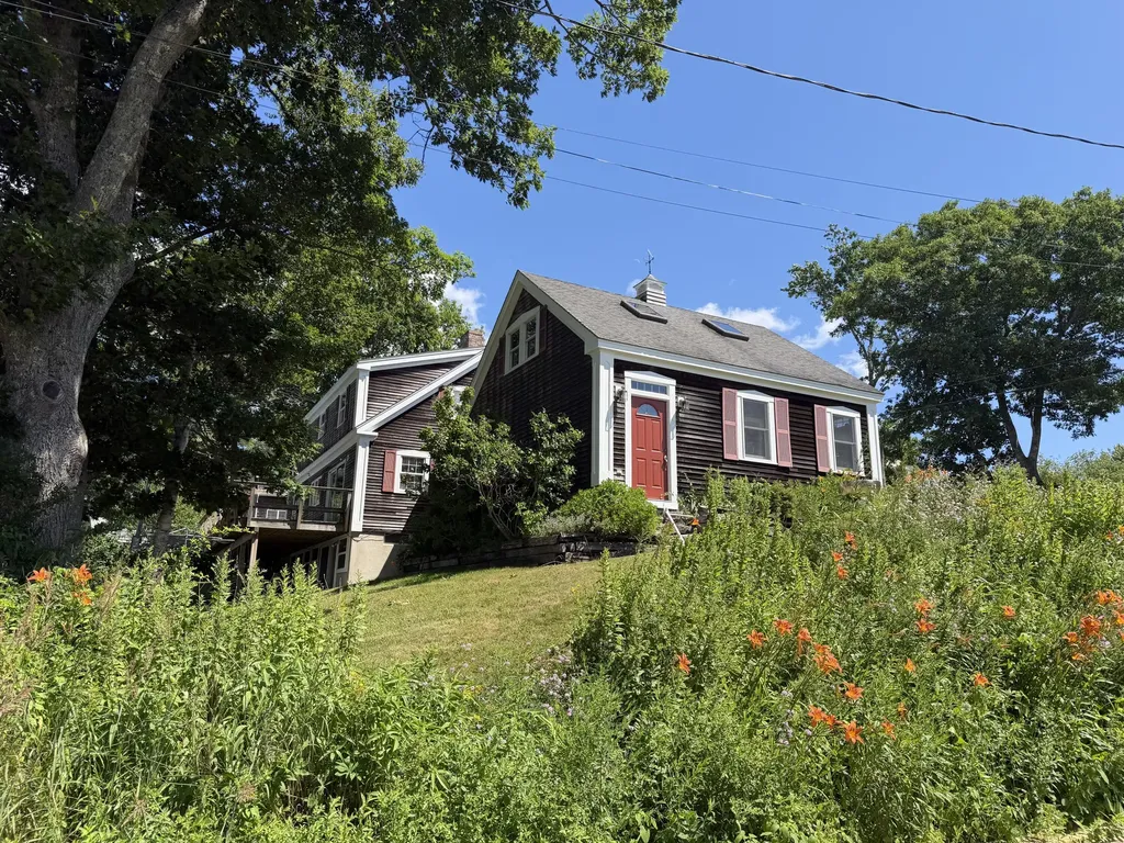 82 Southside Road Bristol ME 04554