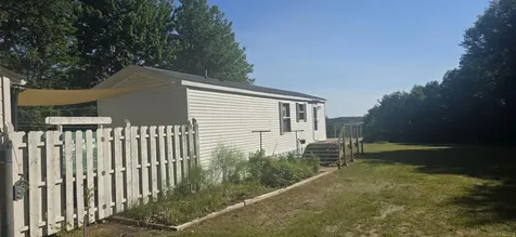 962 King Street Oxford ME 04270