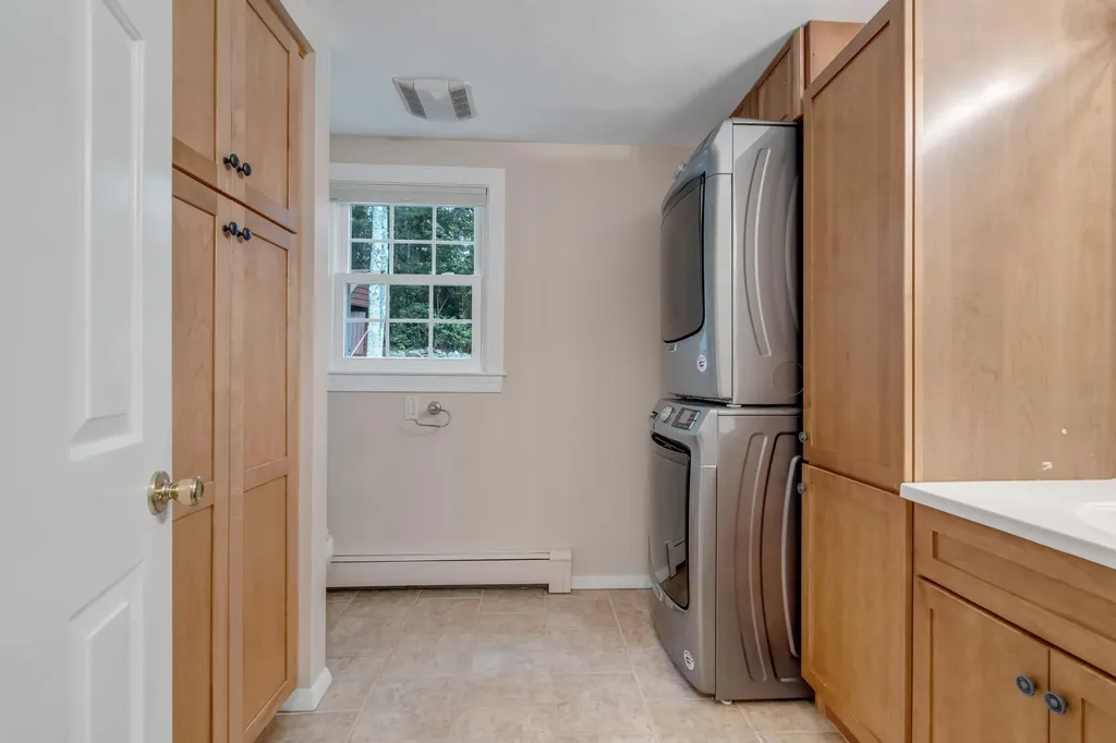 57 Metcalf Road Winthrop ME 04364