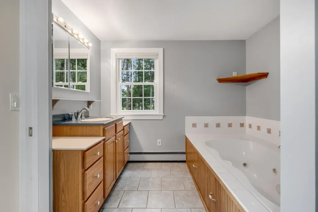 57 Metcalf Road Winthrop ME 04364