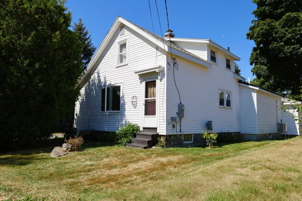 42 Thirteenth Street Bangor ME 04401